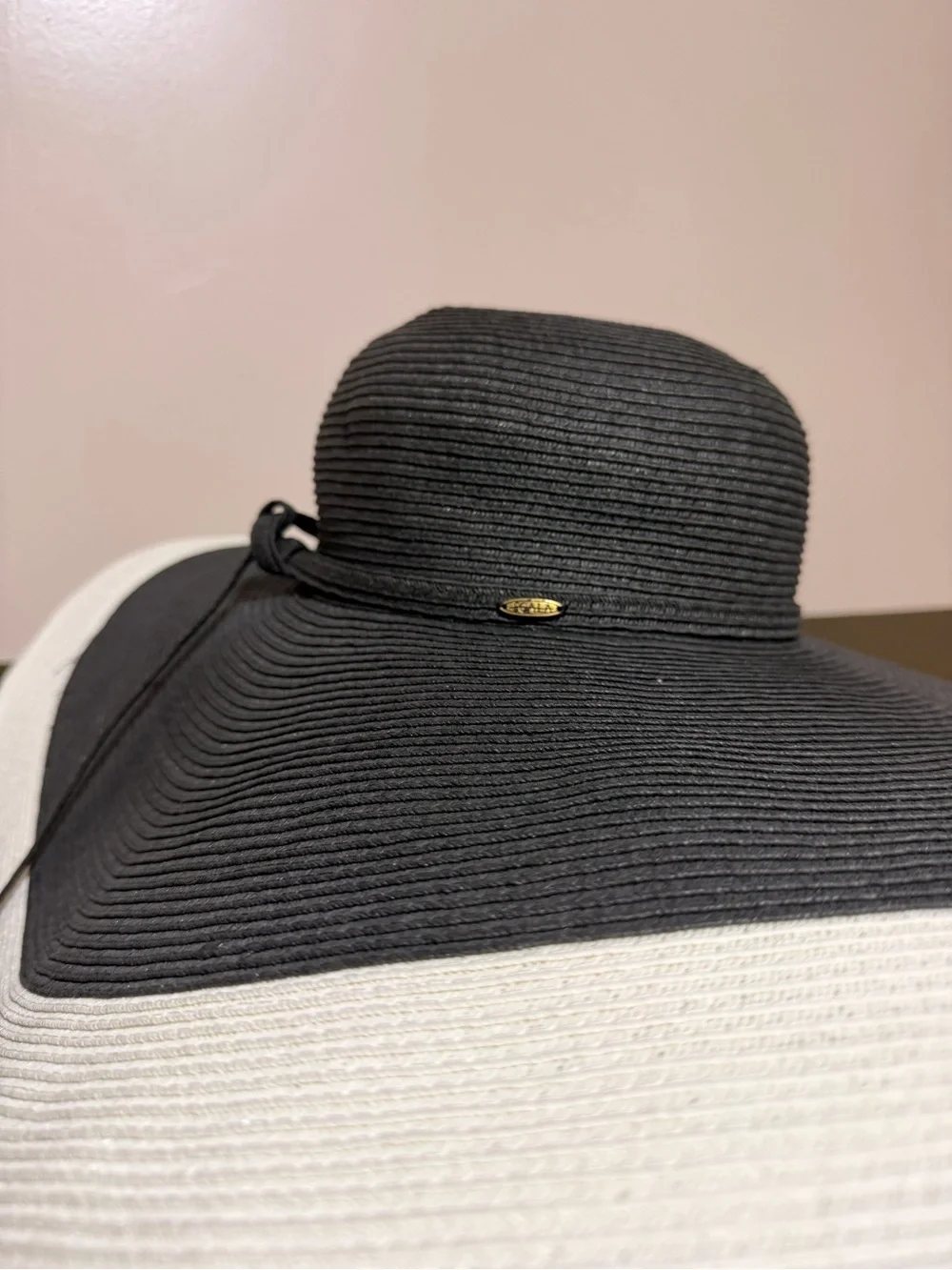 Scala Wide Brim Straw Sun Hat - Black and White